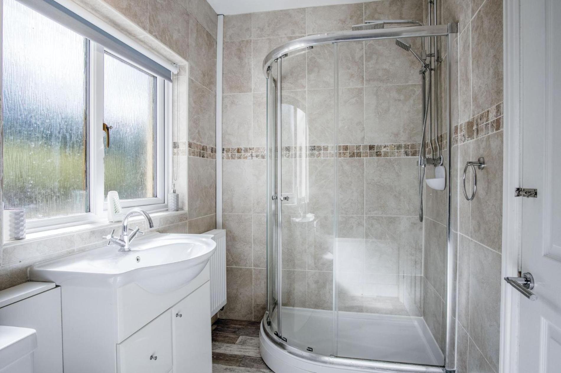 Sorrento - 3 Bed - Wisemans Bridge *