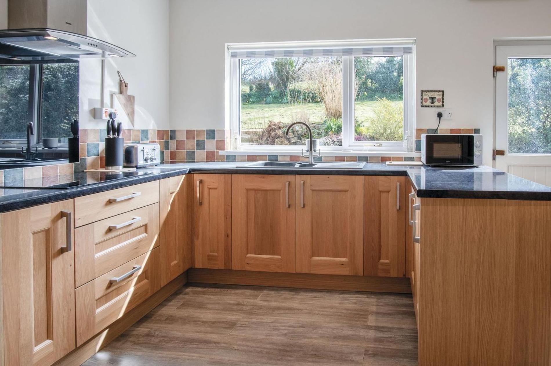 Holiday home Sorrento - 3 Bed - Wisemans Bridge Stepaside (Pembrokeshire)